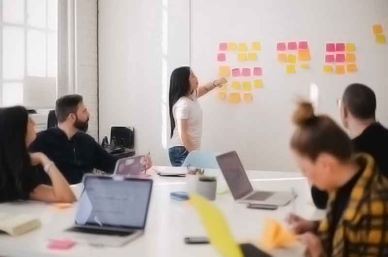 不用登录账号的短信狂轰滥炸软件